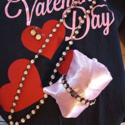 Valentine's Matching Necklace Bracelet And Earrings 