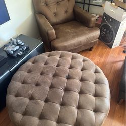 Cozy Lounge// Armchair + Ottoman // coffee table set