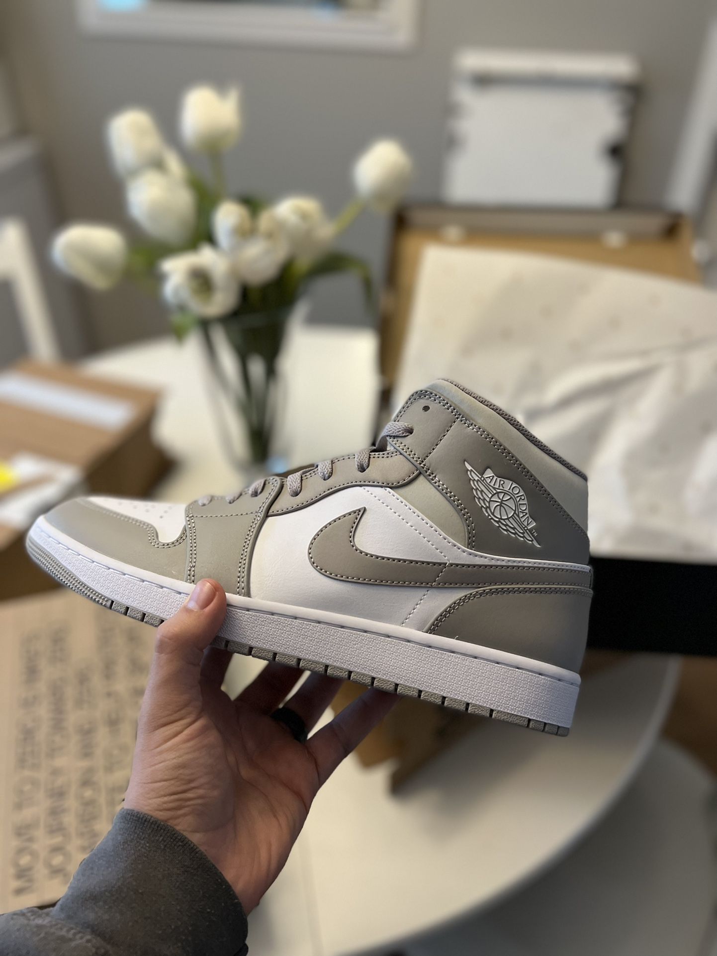 Jordan 1 Mid