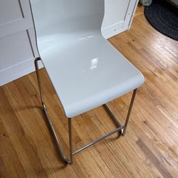 Like new white/silver bar stool