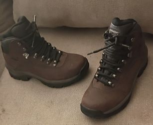 Hiking boots size 6 women's