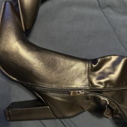 Black Zip Up Boots 