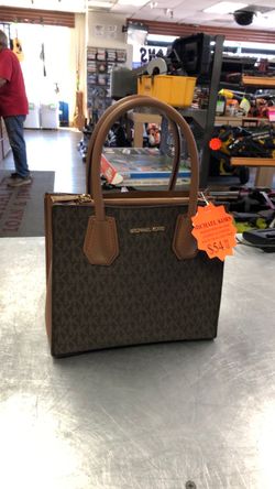 1003 Michael Kors AV2407 Signature Tote Handbag 591959