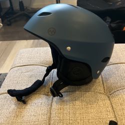 Ski And Snowboard Helmet with Protective Bag 