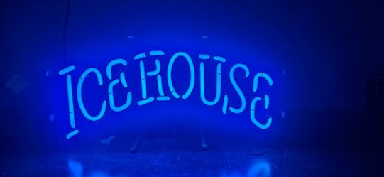 Vintage Ice House neon beer sign