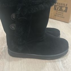 Women’s Size 9 Boots 
