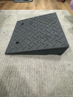 Rubber Curb Ramp 5 Inches