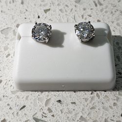 3 CT VVSD Earrings