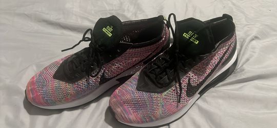 Women’s Nike Fly Knit 8.5 (no Box)