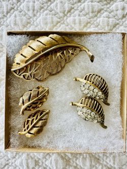 Vintage?  Gold Leaf Pin & Earring Set + Gold Pin Set with Rhinestones 