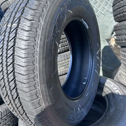 P265/70R17 Dueler Bridgestone 