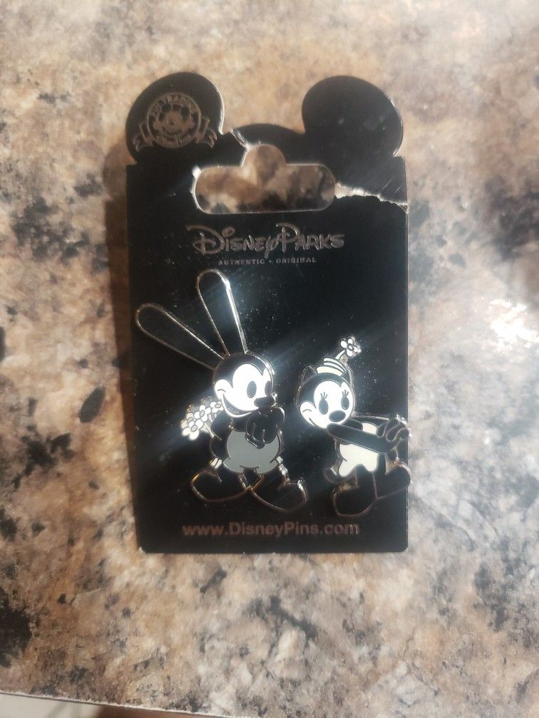 Disney trading pin 