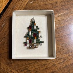 Rare Vintage Christmas Pin 