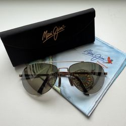Maui Jim Polarized Aviator Sunglasses (MJ-210-16)