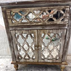 Cabinet Destressed Wood And Mirrors 