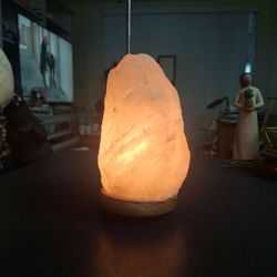 Authentic Himalayan Salt Rock Lamp 7.5" Tall Weighs 5LBS 11OZ With Dimmer Switch