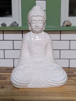 White Ceramic Meditating Buddha Statue