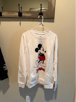 Disneyland Sweatshirt size large