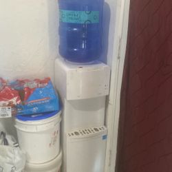 Water Dispensar