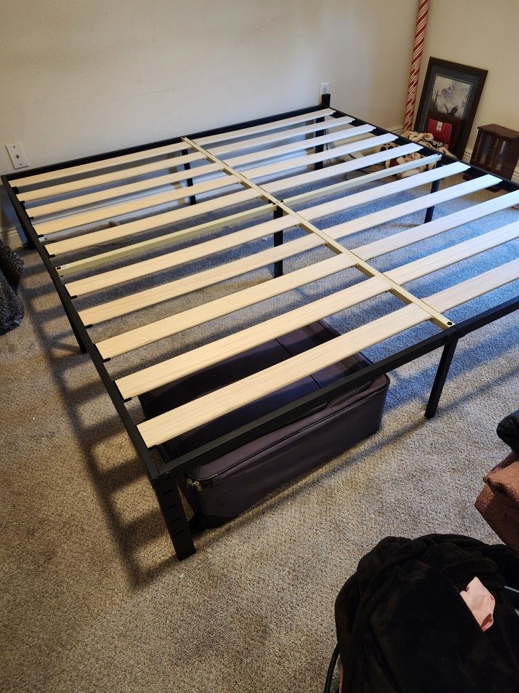 KING SIZE BED FRAME