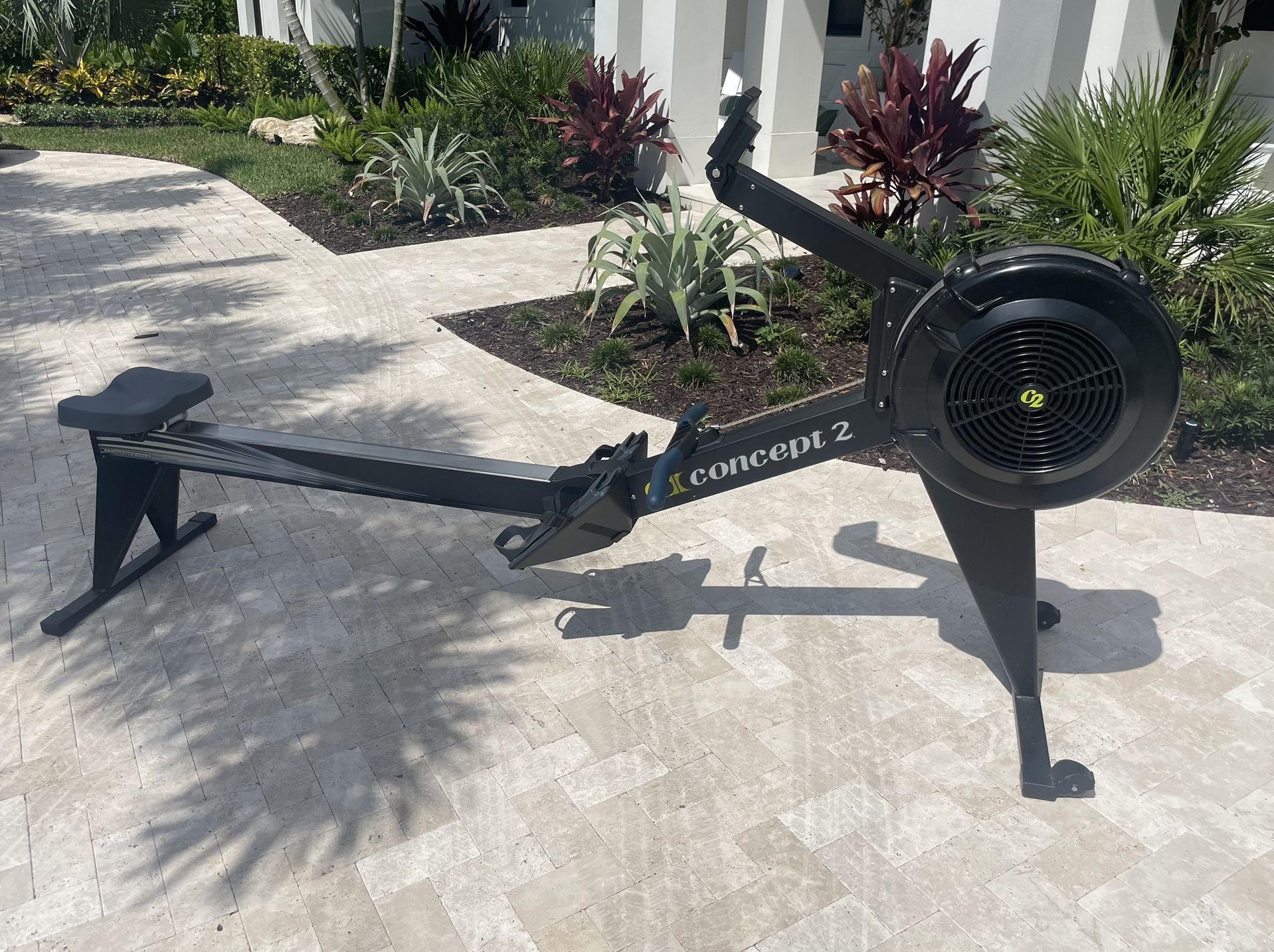    Concept2 Model E Rower w/ PM5 – Excellent Condition – Low Use