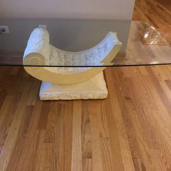 Coffee table, 2 end tables