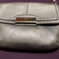 Coach Cross Body Purse Very Cute