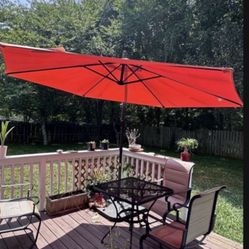 PATIO UMBRELLA 