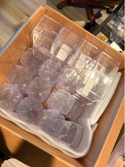 Acrylic baseball display cubes