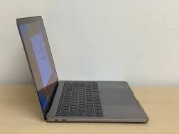 Macbook Pro Retina 2017. Like New