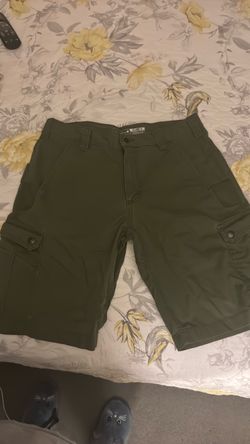 Carhartt short Size:33