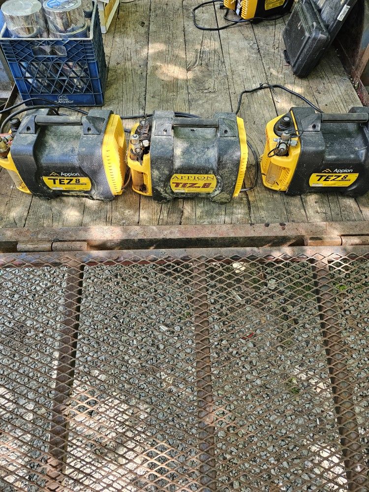Vacuum Pump