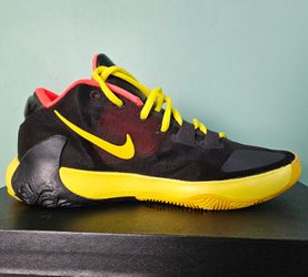 Nike gym shoes (Unisex)