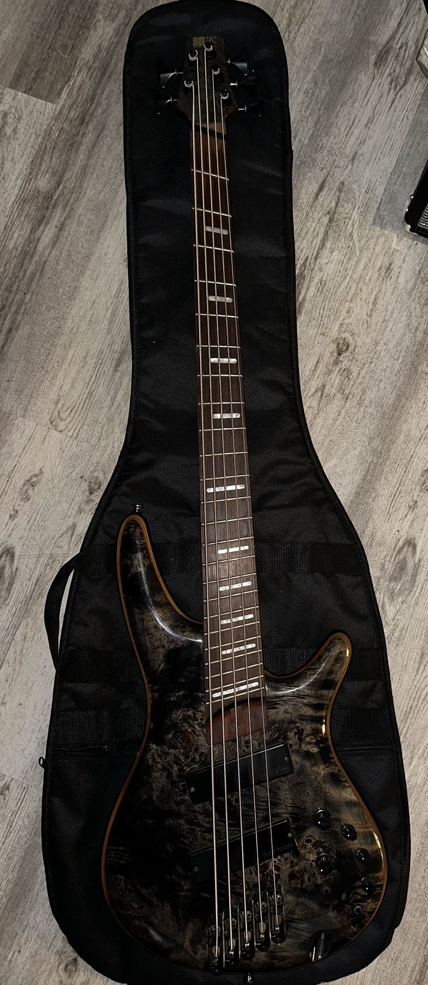 Ibanez SRMS805