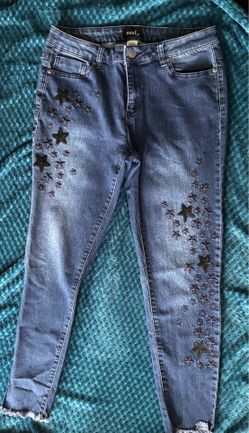 Black Sequin Star Embroidery Denim / Size 8