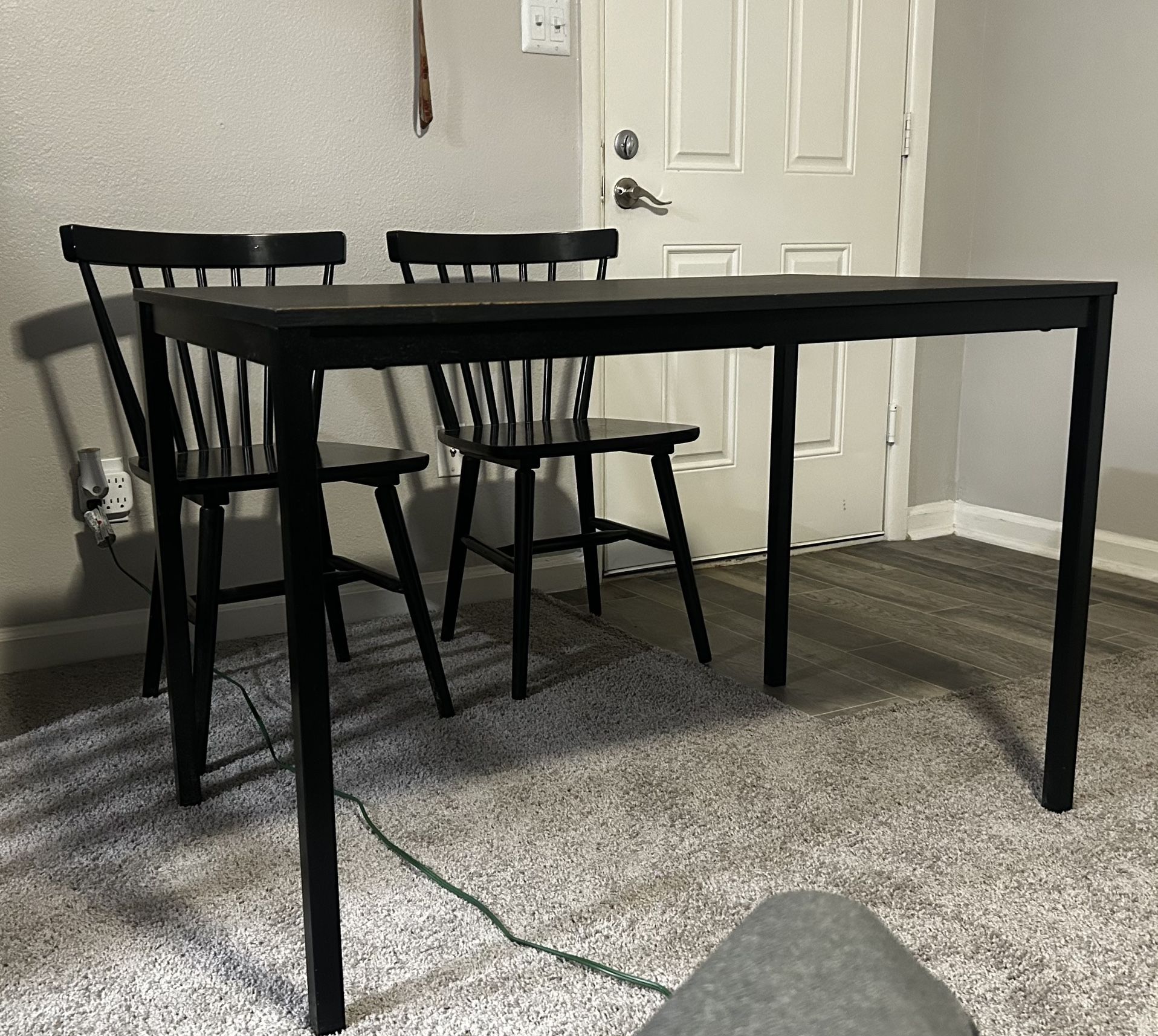 Dining Table And Chairs Set