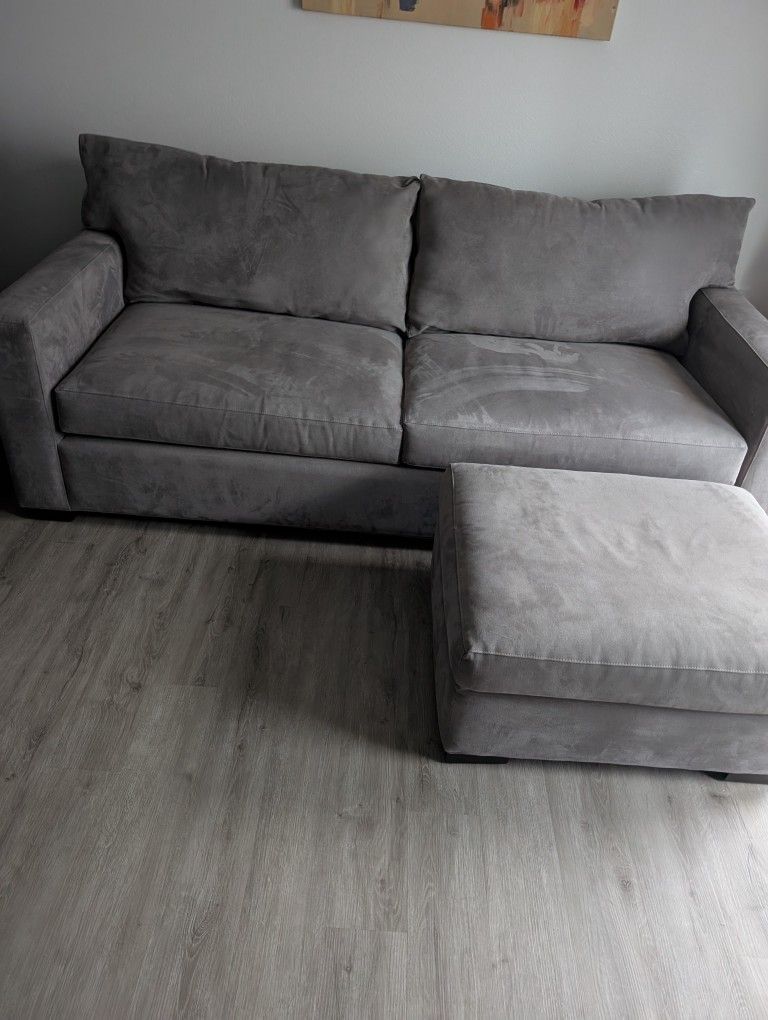 Crate And Barrel W/ OTTOMAN "PRICE TO SELL" $220!!!