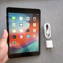 Apple iPad Mini 2 - Wifi - Like New 