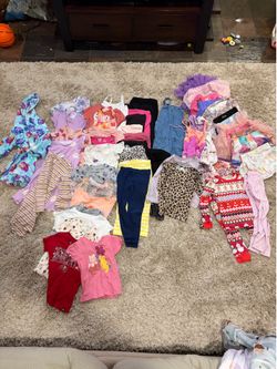 Girls 5yr clothes 52 pcs CLEAN smoke free home