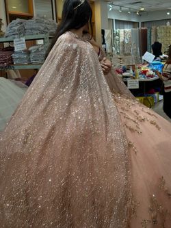 Rose gold dress for quince or sweet 16 brand new never used only bought