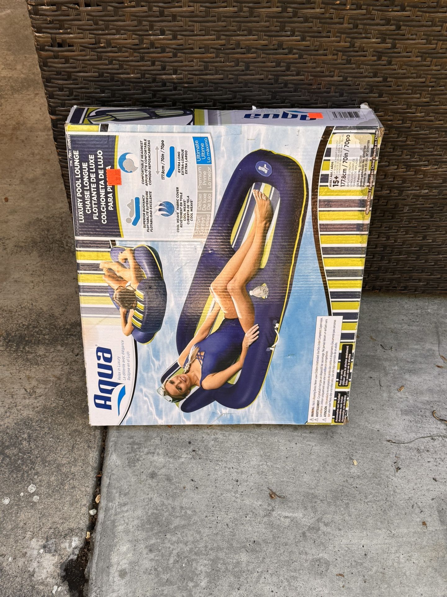 Pool Luxury Raft