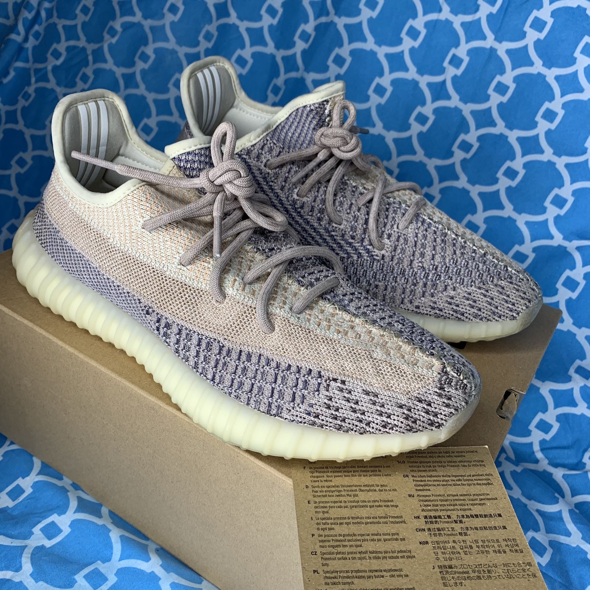 Yeezy boost 350 V2 Men’s size 9 Ash pearl pink Adidas rare sneakers