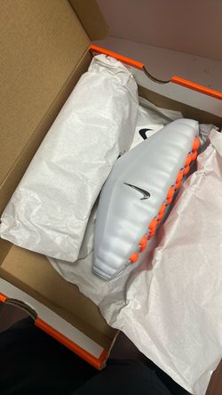 Woman’s Nike mind 001 Grey