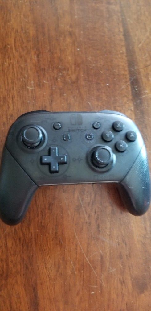 Nintendo Switch Pro Controller