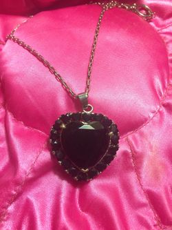 Women’s heart necklace