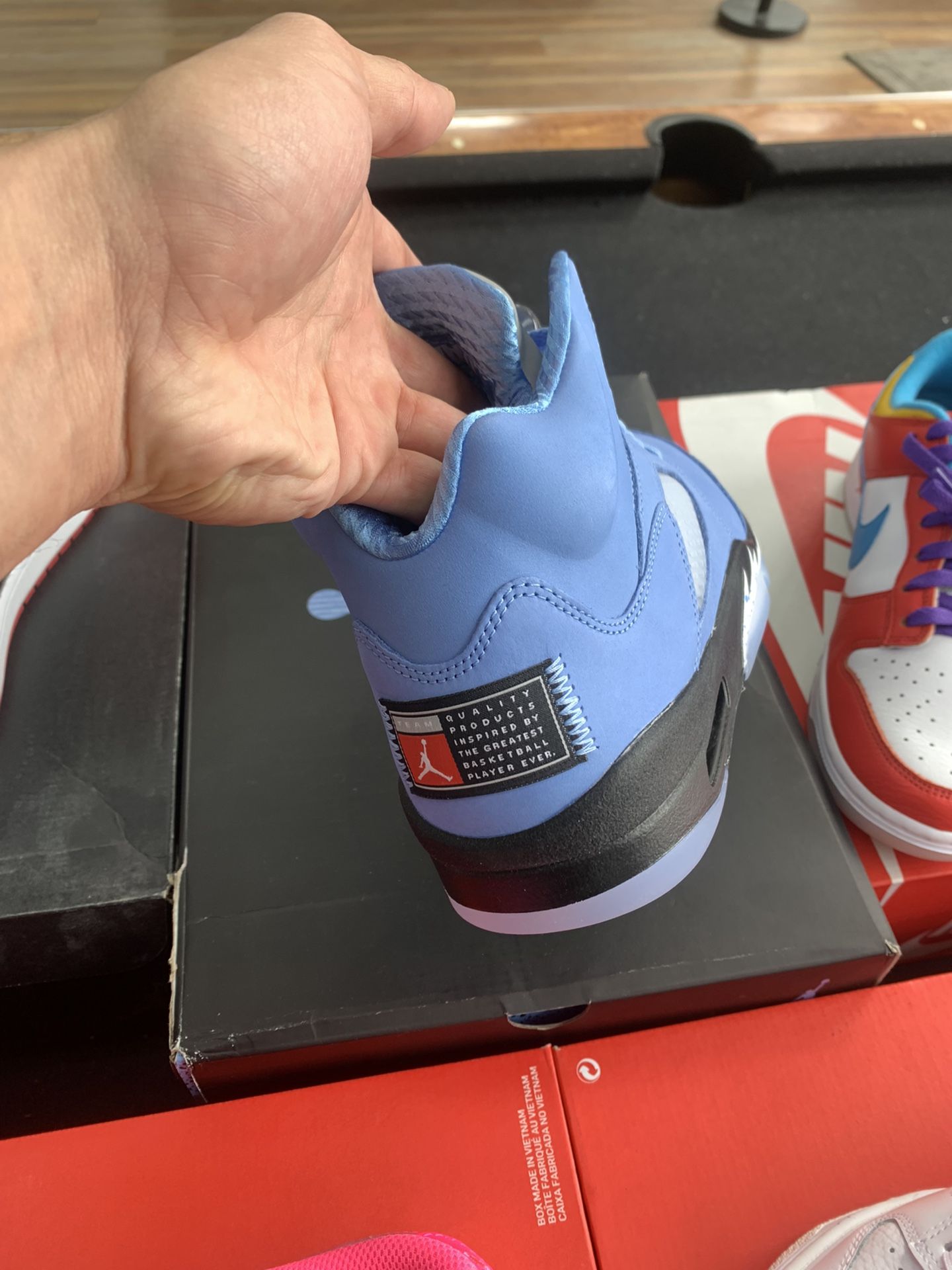 Air Jordan UNC 5