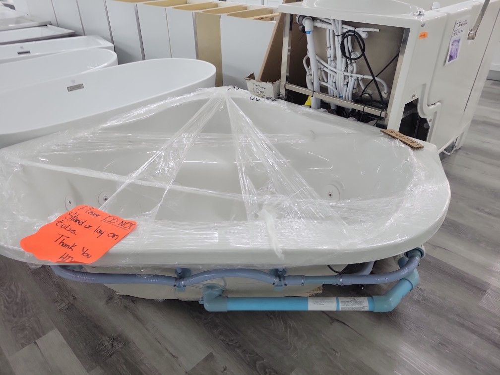 Jacuzzi Hottub 77"