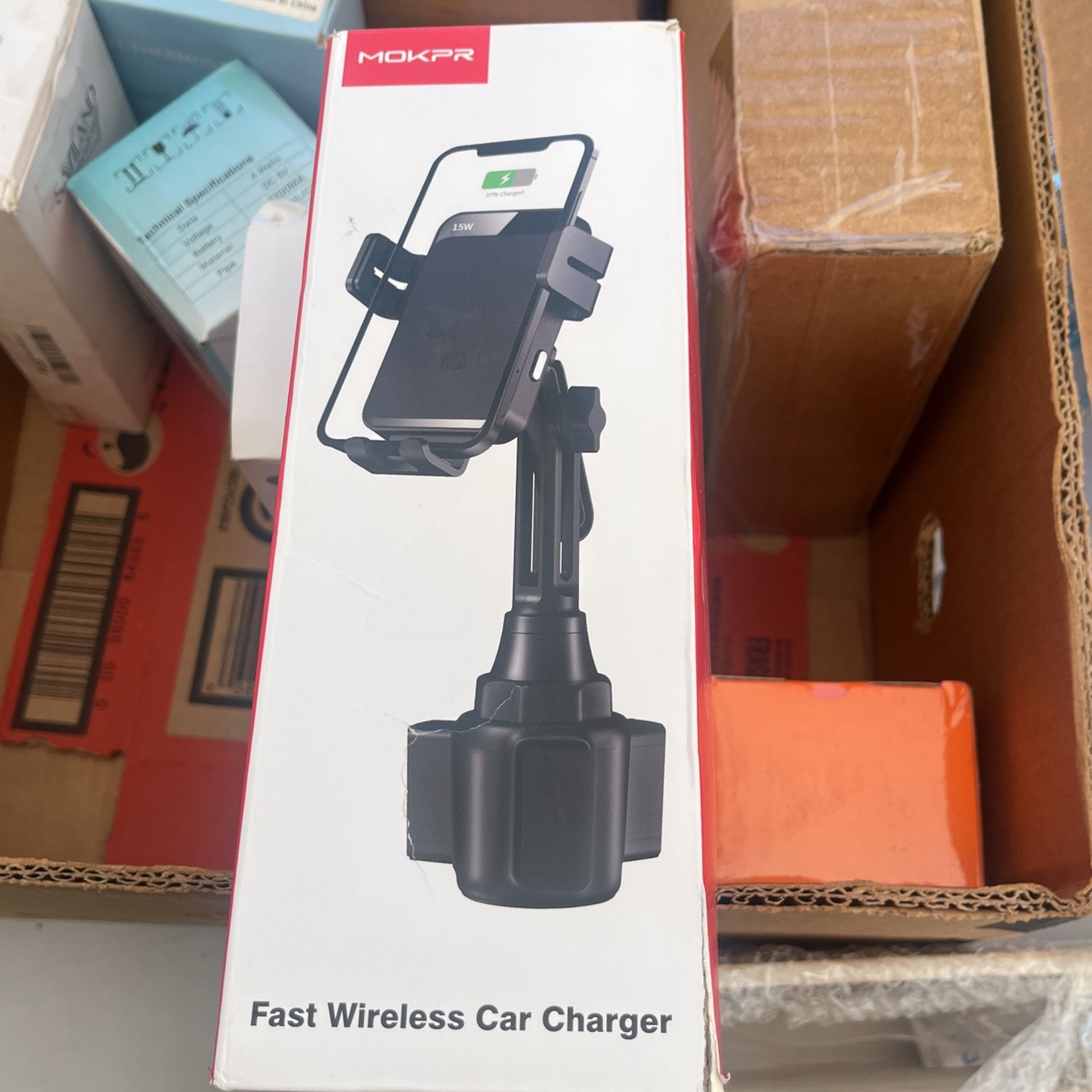 FAST WIRELESS CAR. CHARGER