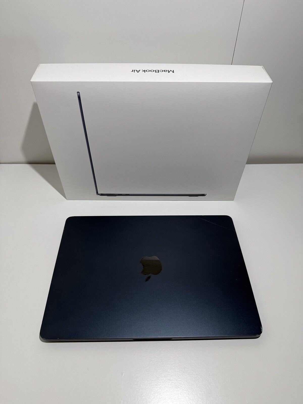 macbook air m3 chip 16gb ram 256 gb ssd for sale ,