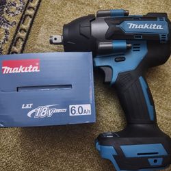 18 v Makita impact wrench 1/2in and battery6ah new